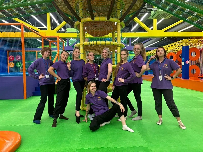 Команда, которая любит детей